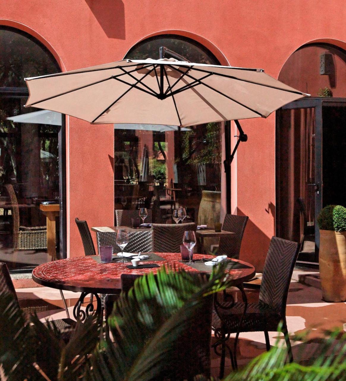 Hotel Restaurant Spa Disini Montpellier Est, The Originals Relais 캐스트리스 외부 사진
